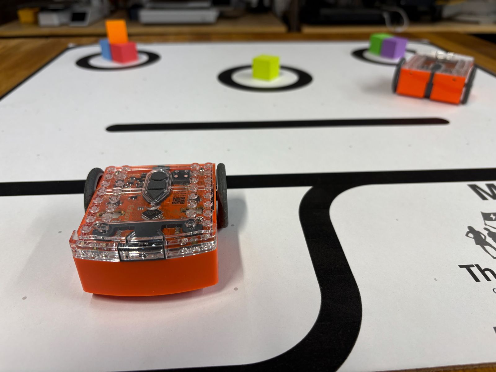 Small robot following a drawn track